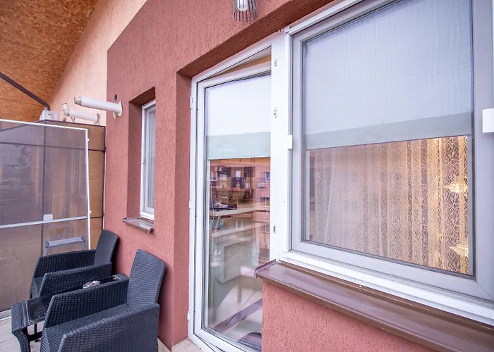 Apartament Militari *